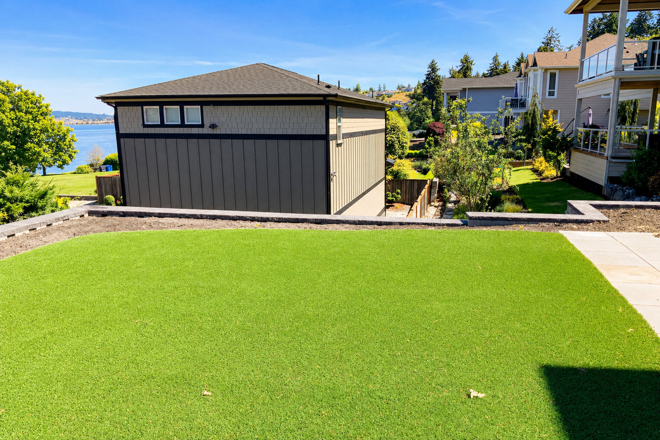 Residential turf installation in Covina, CA