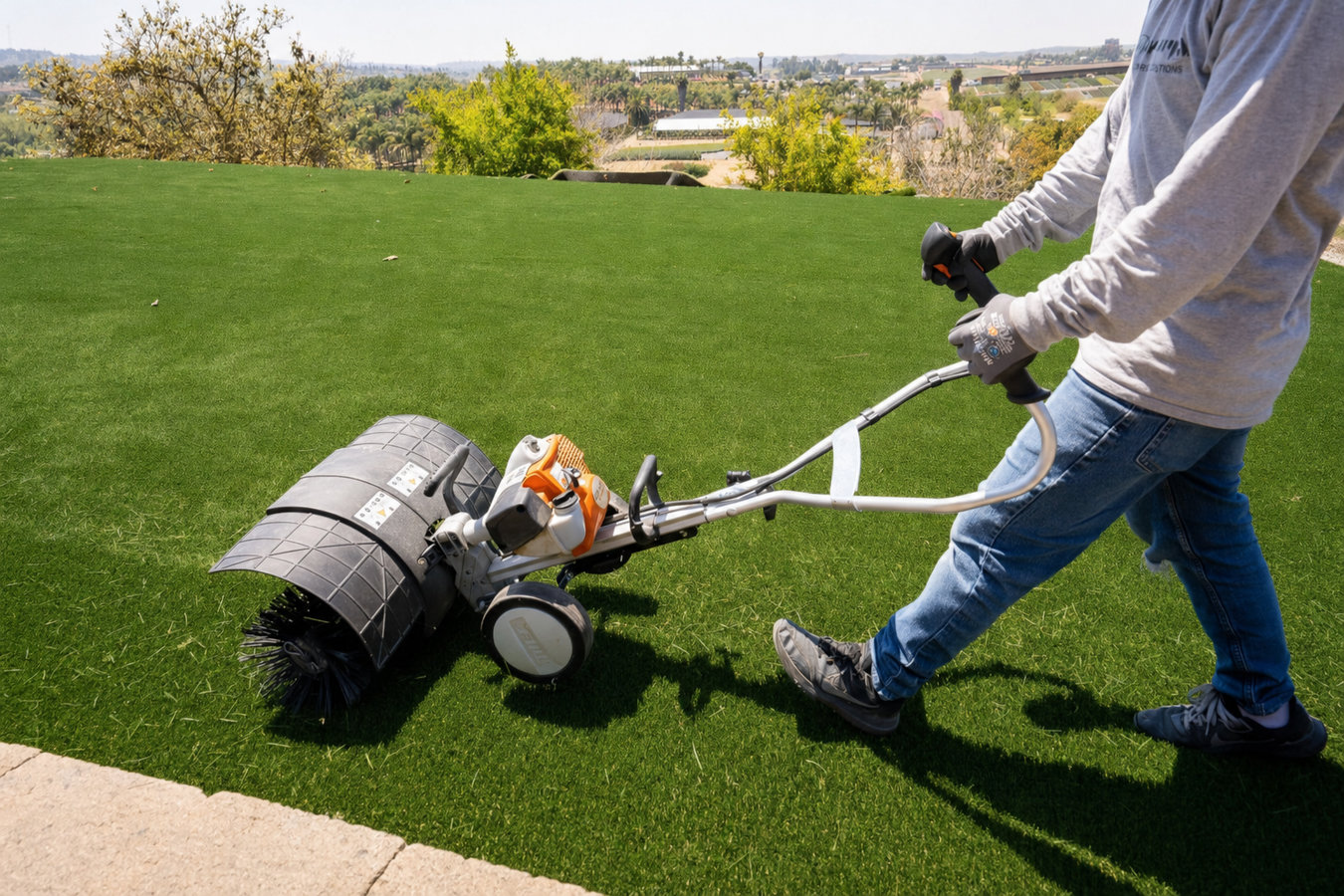 Turf maintenance services in Covina, CA